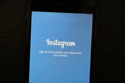 how to get the blue check on instagram  